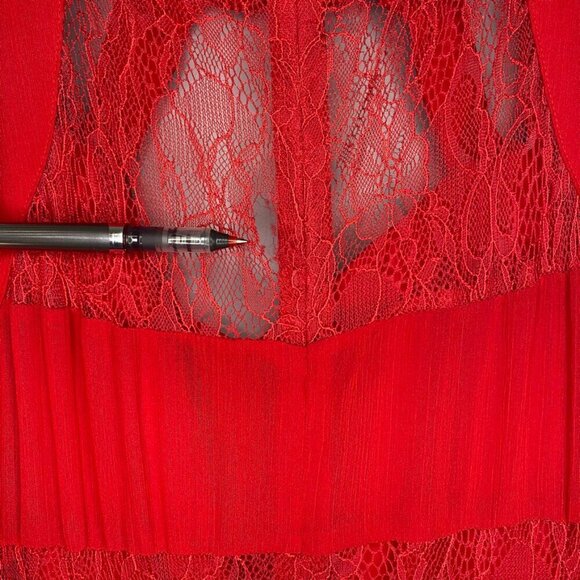 NWT Retail: $188 BCBGeneration Red Lace Chiffon Formal Maxi Gown Womens size 10 - Picture 4 of 7